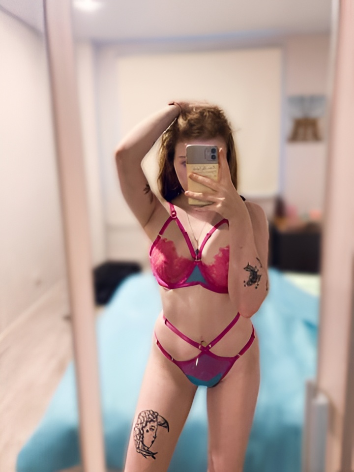 Анжелика привлекальеная девушка из Данилов цена от 2000 руб