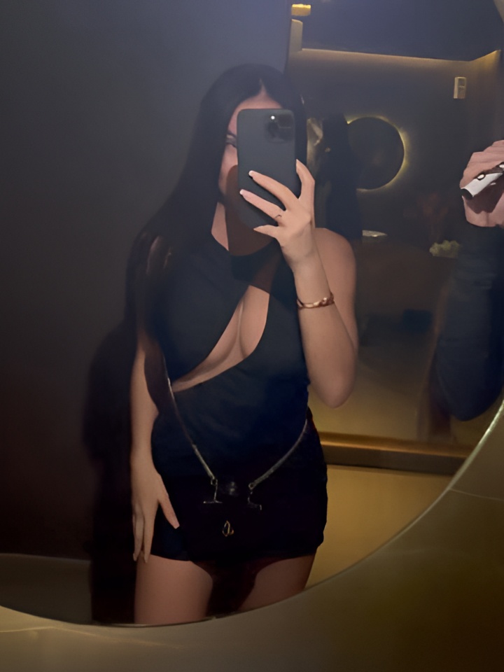 Слава привлекальеная девушка из Данилов цена от 3000 руб