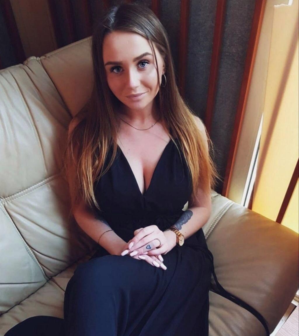 Лена привлекальеная девушка из Данилов цена от 3000 руб