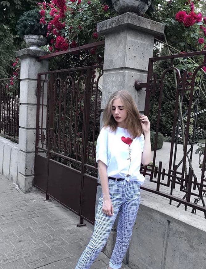 Индивидуалка 🎥 Тася, доступна для личного знакомства от 5000 руб