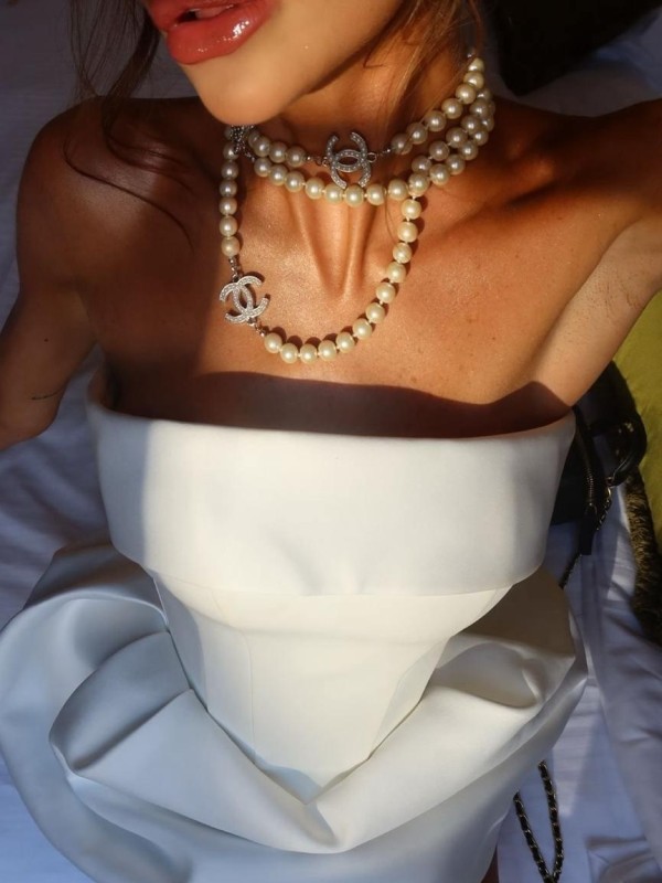 Алисия привлекательная девушка из Данилов цена от 8000 руб